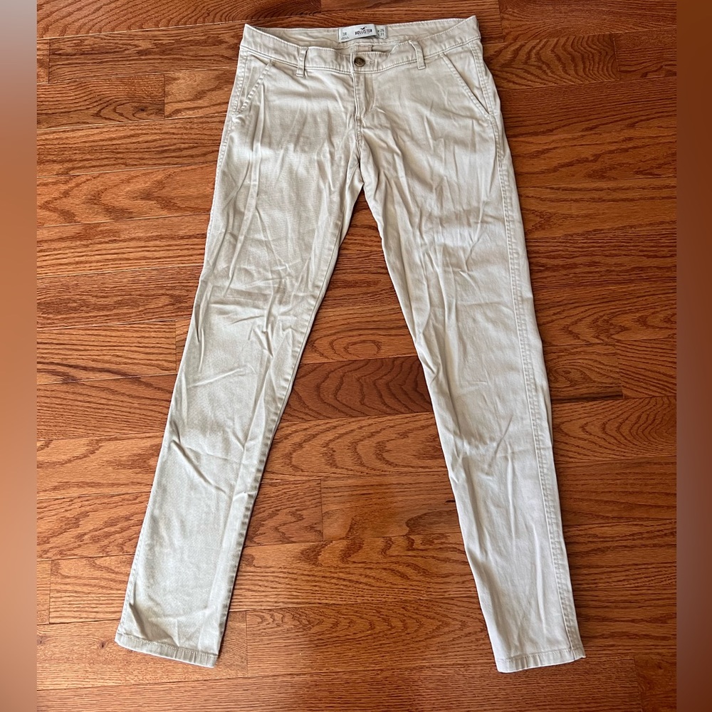 Hollister khakis